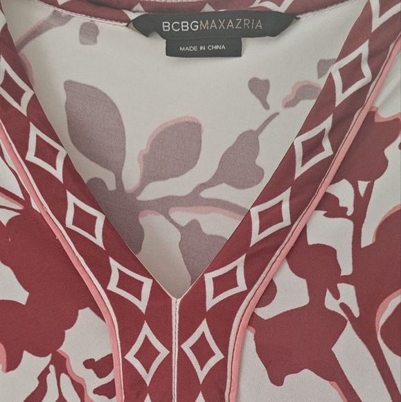 BCBGMaxAzria Floral Blouse - Picture 5 of 6